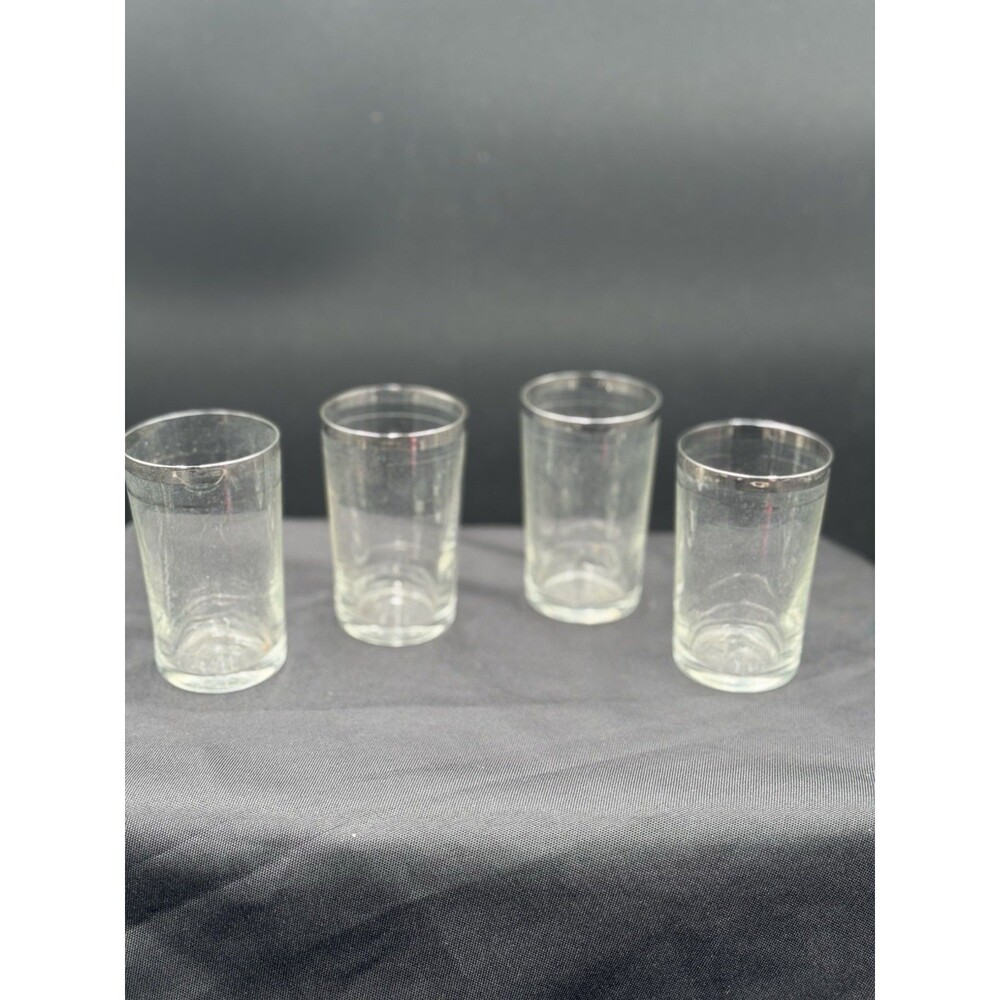 Set Of 4 Dorothy  Thorpe Silver Rimmed Drinking Glasses